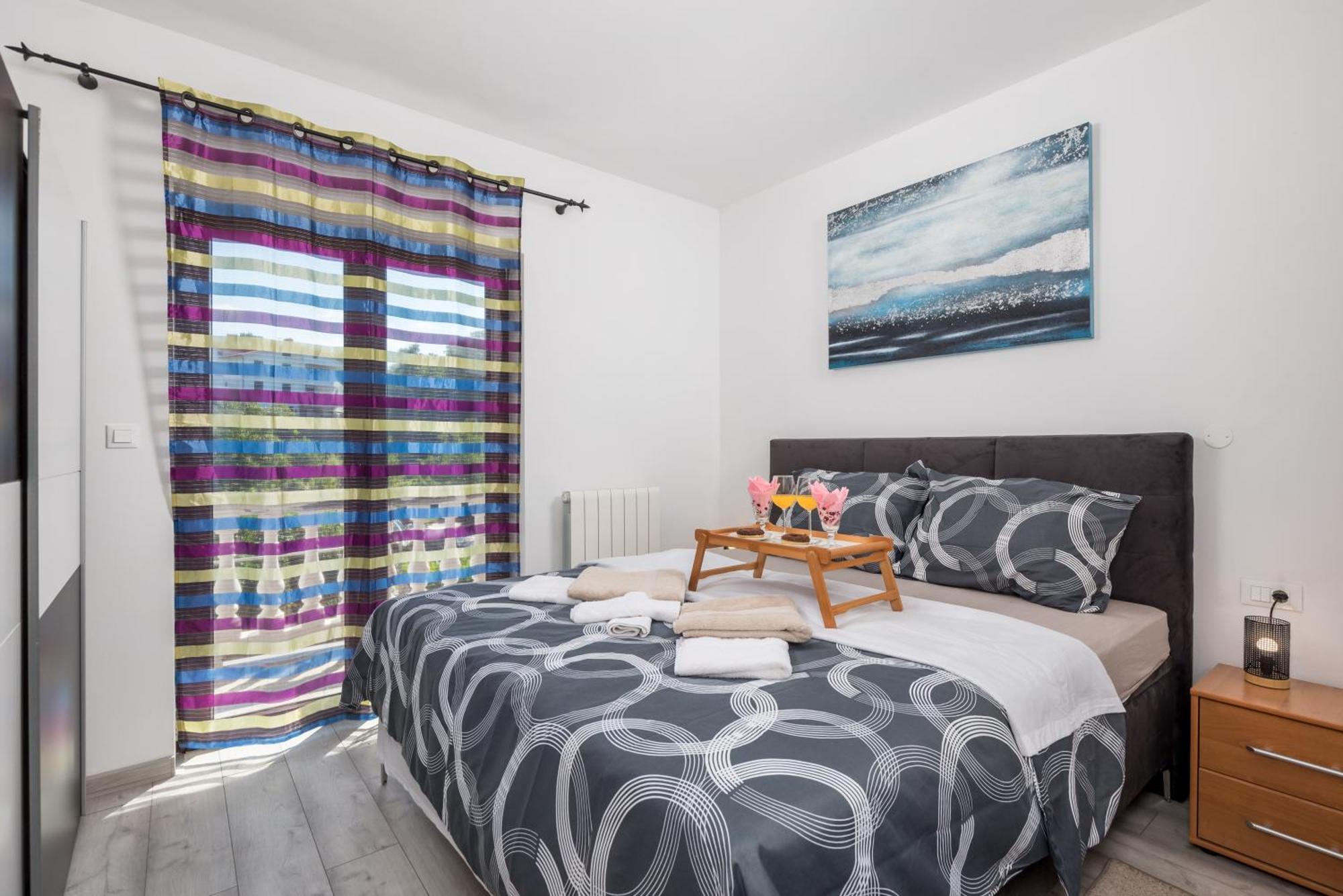 Apartmani Jurina 卡斯塔 外观 照片